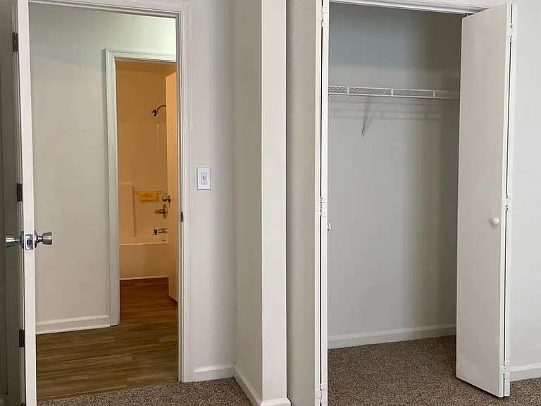 Acorn Grove Apartment Homes — Photo 56