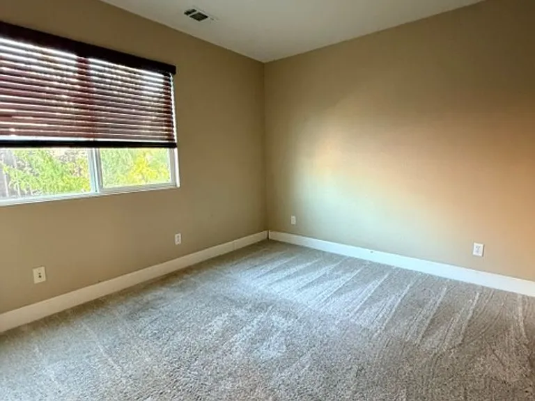 9836 Imperia Ct — Photo 14
