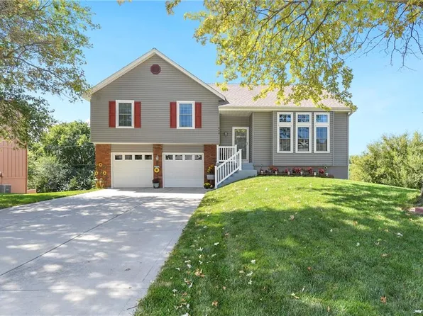 848 S 132nd St, Bonner Springs, KS 66012