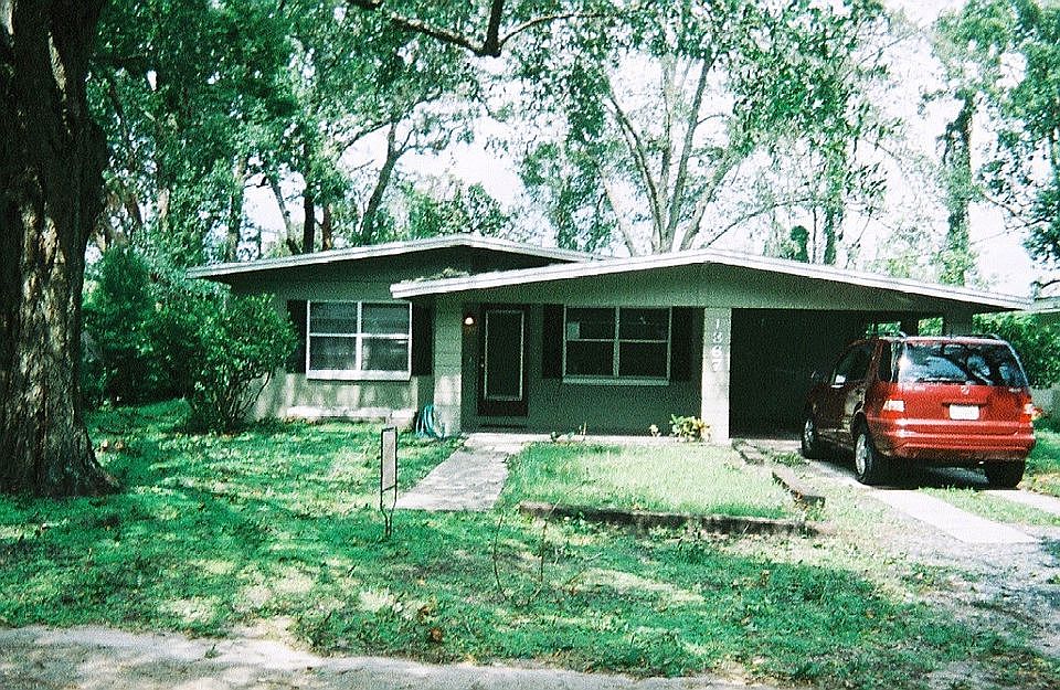 1st image of 1367 Orchid Ave