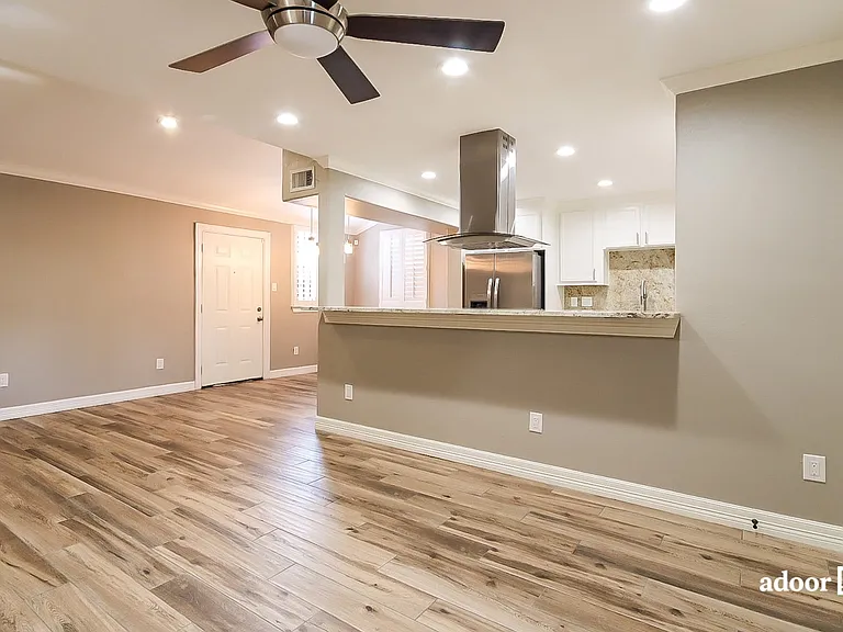 10329 Rockcrest Dr — Photo 7