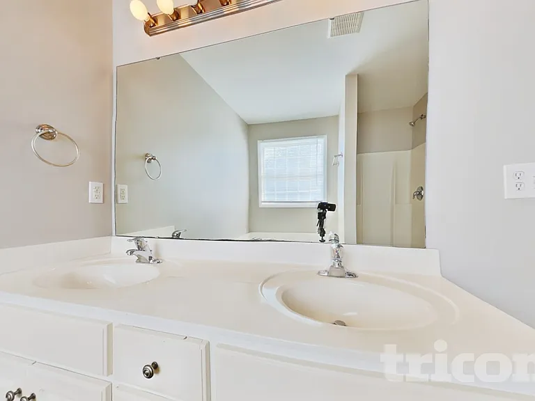 51 Bear Oak Dr — Photo 8