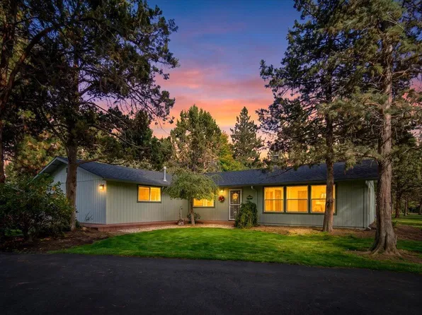 20757 Saint George Ct, Bend, OR 97702