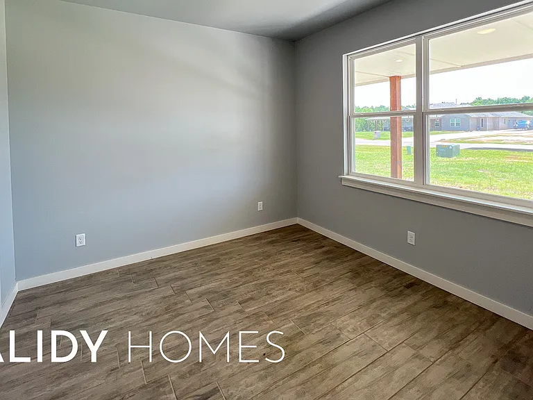 17611 Natalie Ct — Photo 22