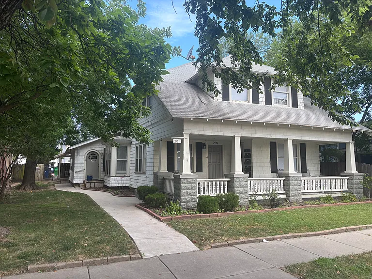209 N Mathewson Ave #3 — Photo 1