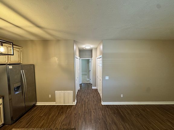 4th image of 3859 S Mitchell Cv APT 102