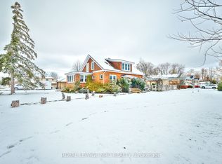 517 Crescent Rd, Fort Erie, ON L2A 4R1