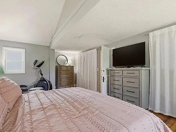 85 Highland Ave — Photo 19
