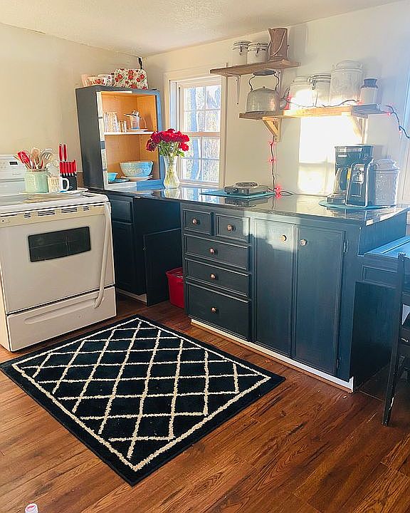 2nd image of 3224 Amanda Cir