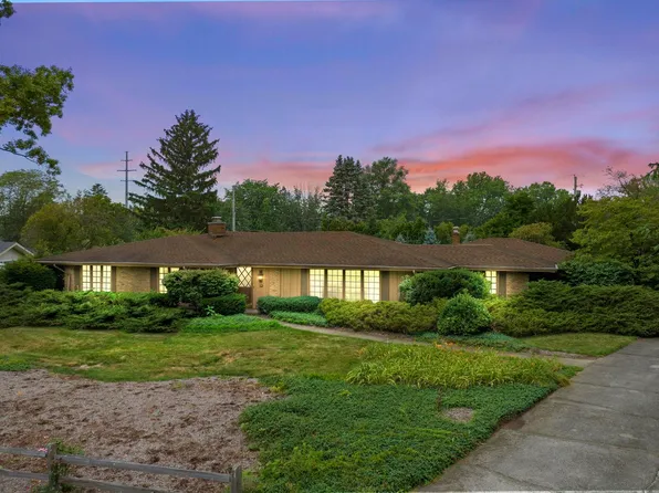 8721 Fortuna Way, Fort Wayne, IN 46815