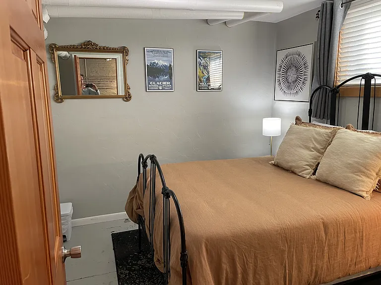 418 W Callender St #4 — Photo 12