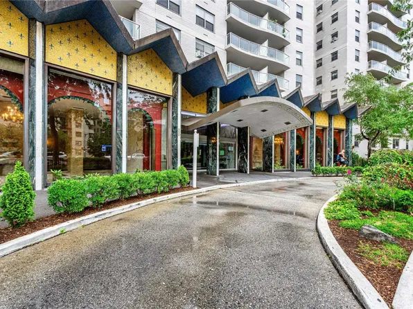 1020 Grand Concourse #18J, Bronx, NY 10451