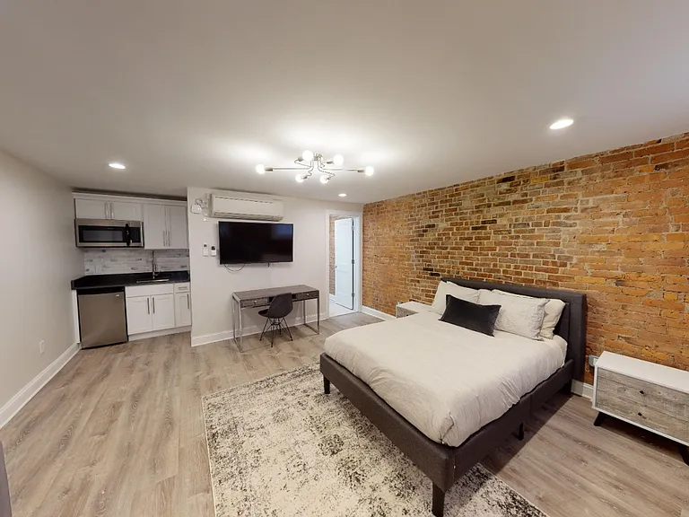 411 Orange St #1B-0 — Photo 1