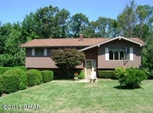 381 E 17th St, Hazleton, PA 18201