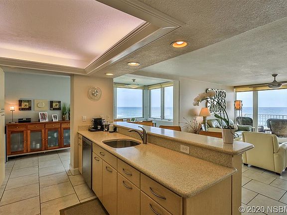 4th image of 5203 S Atlantic Ave APT 411B