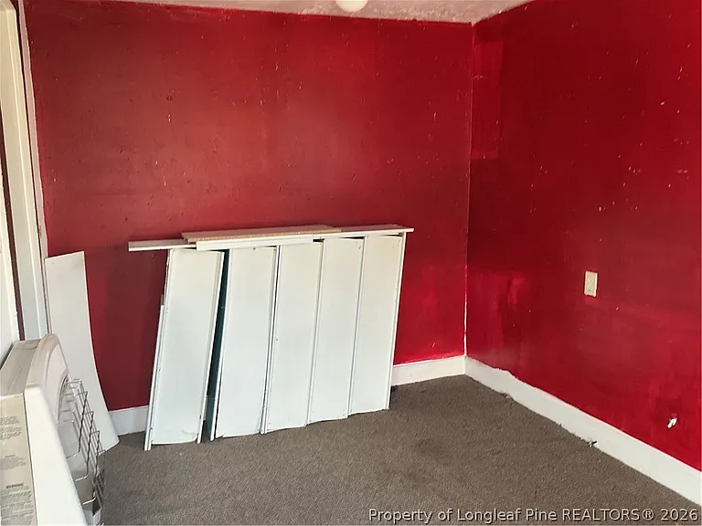 120 W Elwood Ave — Photo 15