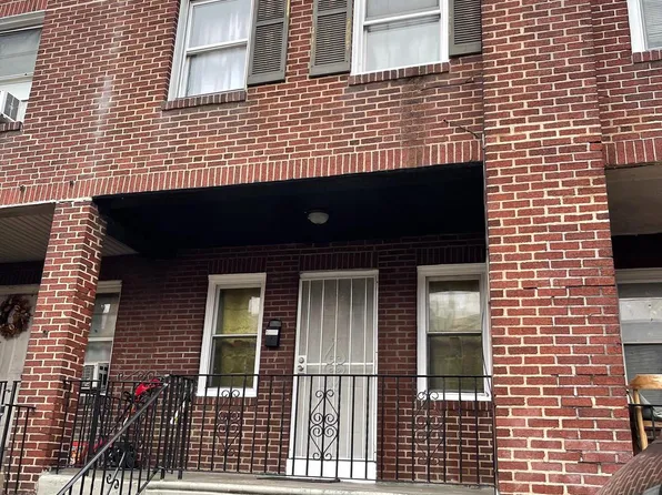 5221 Marlowe St, Philadelphia, PA 19124