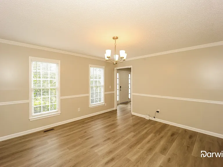 370 Fenbrook Way SW — Photo 8