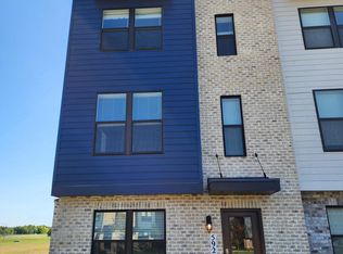 825 Bond St, Frederick, MD 21701