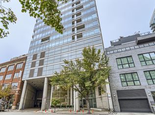 510 W Erie St #1002, Chicago, IL 60610