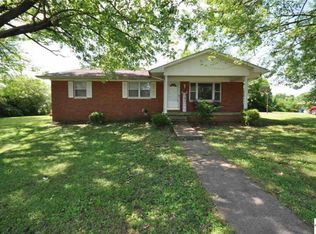 100 E 17th St, Benton, KY 42025