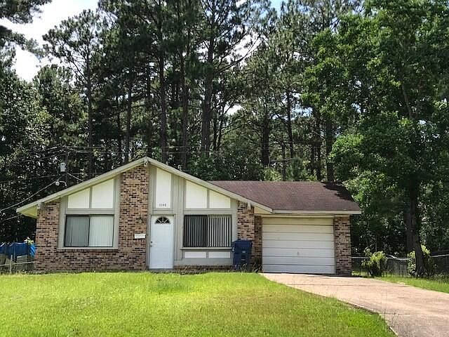 1st image of 1048 Westwood Dr