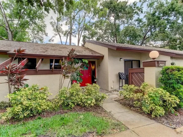 2927 Boxwood Ct, Palm Harbor, FL 34684