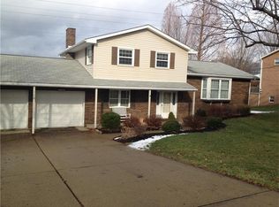 110 Lynn Haven Dr, Beaver, PA 15009