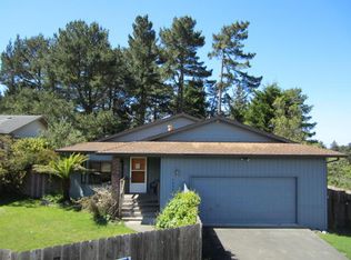7098 Humboldt Hill Rd, Eureka, CA 95503