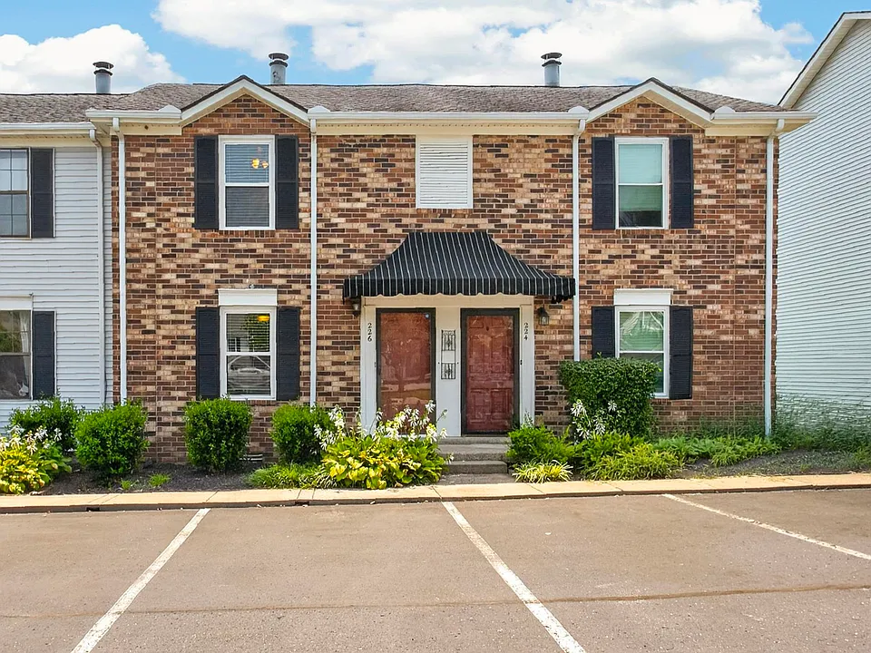 226 Edgewood Dr