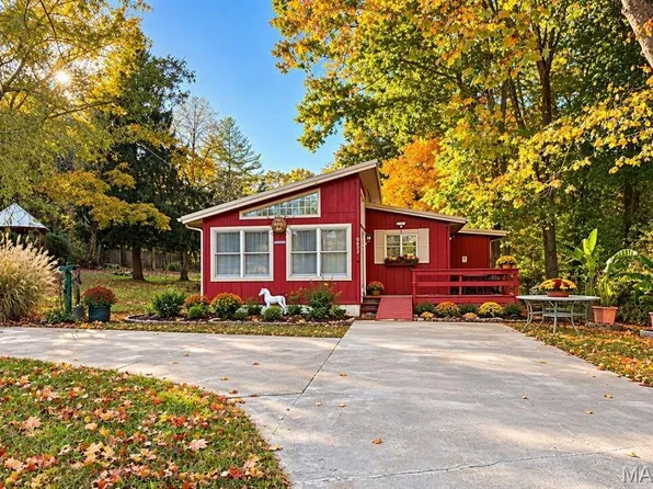 9853 Mockingbird Hill Dr, Bonne Terre, MO 63628