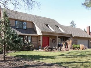 105 E Kenilworth Ave, Prospect Heights, IL 60070