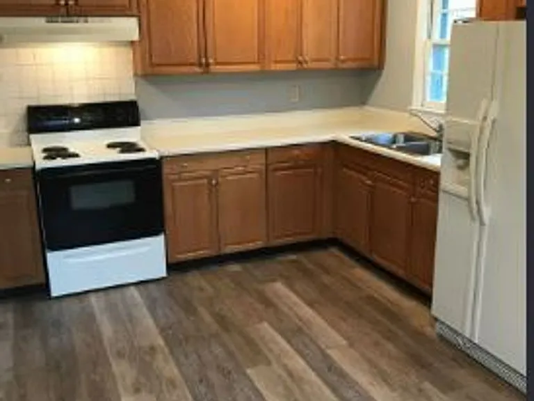 357 Peachtree Rd — Photo 1