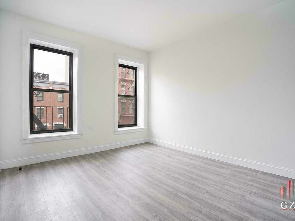 1st image of 216 E 111th St APT 3R
