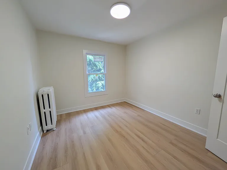 59 Carrick Ave #3 — Photo 9