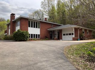 N6265 Johnson Coulee Rd, Holmen, WI 54636