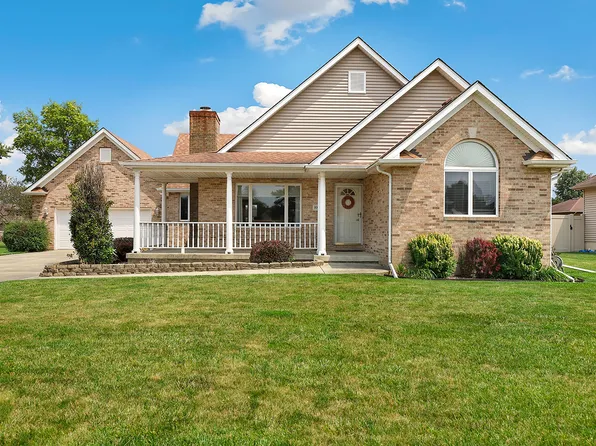 10087 Belmont Court St, Saint John, IN 46373