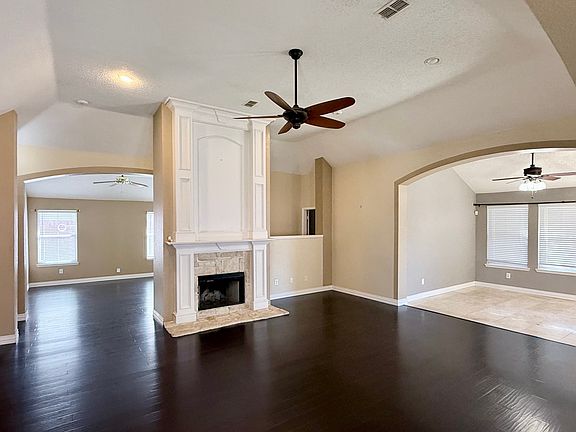 5th image of 2607 Ridgeoak Trl