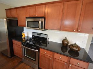 408 Valley High Rd, Burnsville, MN 55337