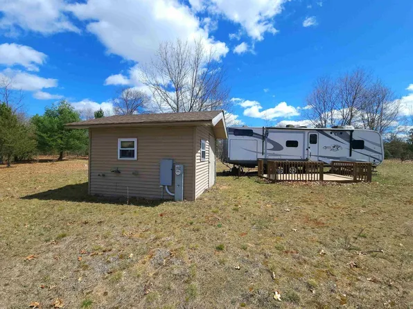 468 Fur Lane, Wisconsin Dells, WI 53965