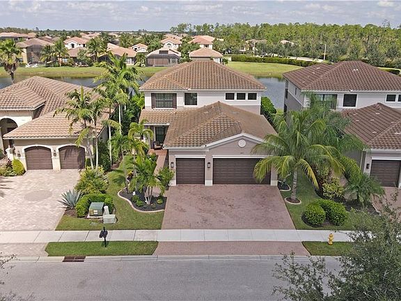 2nd image of 3625 Santaren Ct