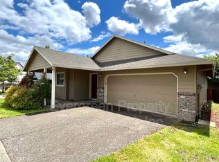 14074 SE Summerfield Loop, Happy Valley, OR 97086