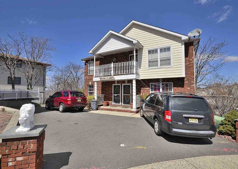 2nd image of 7405 Dane Ct