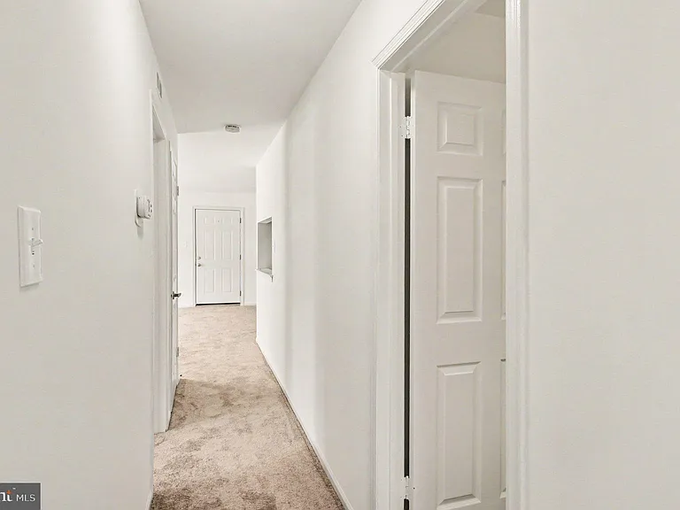 902 Dogwood Ct — Photo 13