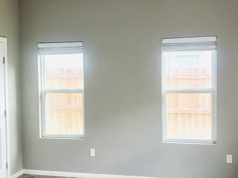 2807 Primrose Ave #4 — Photo 7
