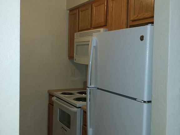 4th image of 808 Grand Central St APT 6