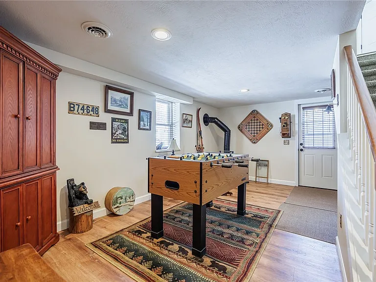 7497 Lake Ave — Photo 21