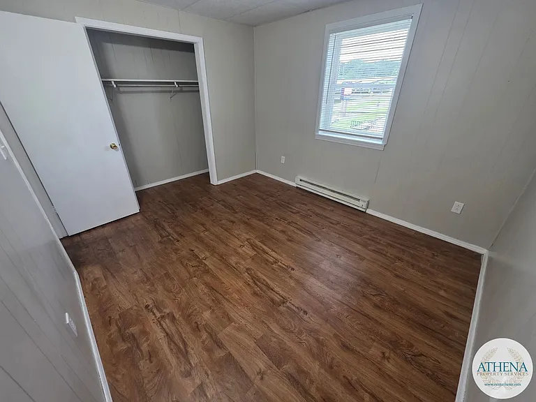 1318 N Sprigg St — Photo 8
