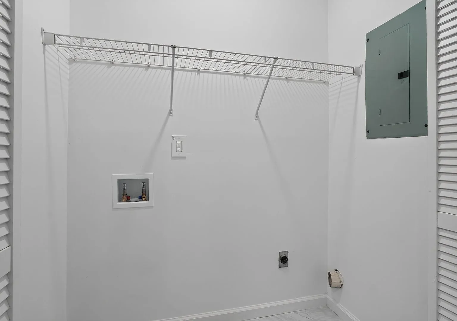 Charming 2BR Condo in Snellville — Photo 3