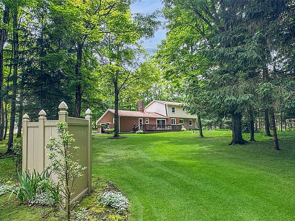 2nd image of 12015 Skyview Dr